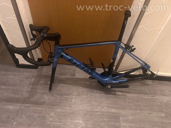 Vélo factor taille 49
