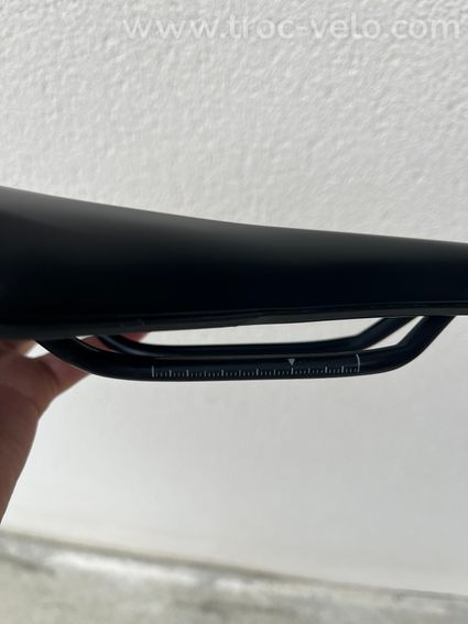 Selle FIZIK VENTO ARGO R3 140 - 6