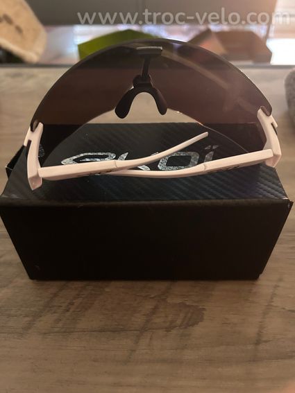 Lunettes, Ekoi - 2