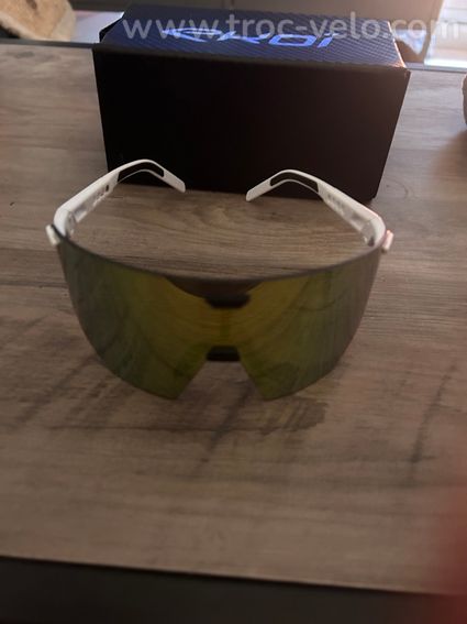 Lunettes, Ekoi - 5