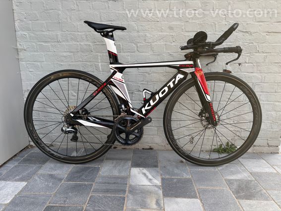 Vélo CLM KUOTA disc / Catégorie 1 uci / Ultegra DI2 11vitesses