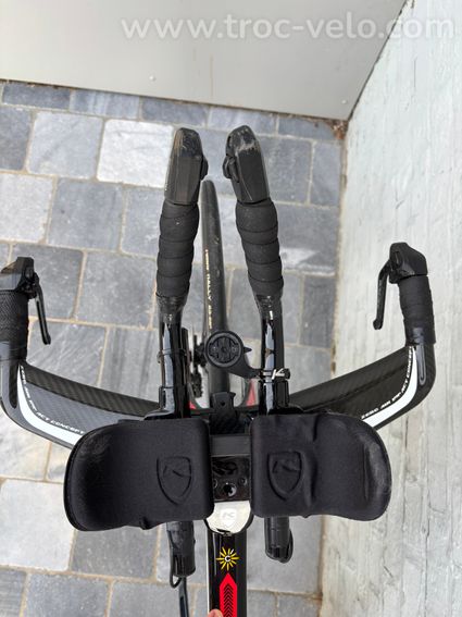 Vélo CLM KUOTA disc / Catégorie 1 uci / Ultegra DI2 11vitesses - 6