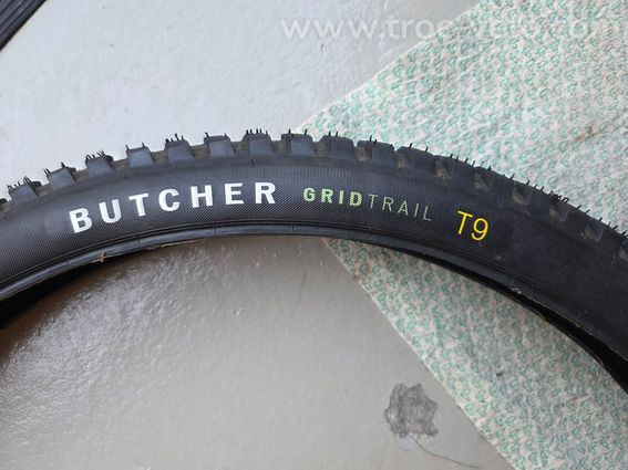 Lot de 5 pneus VTT Specialized + mousses Pepi's - 3