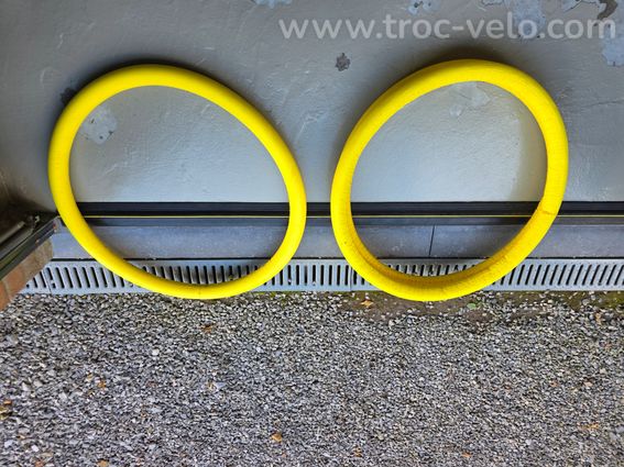 Lot de 5 pneus VTT Specialized + mousses Pepi's - 10