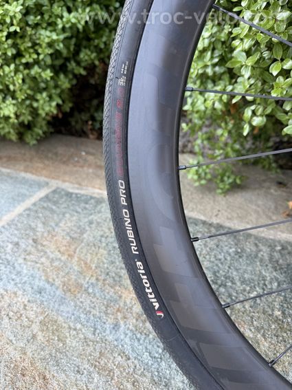 Lapierre Xelius SL 700 Disc – Ultegra Di2 – 2 paires de roues – Taille L - 12