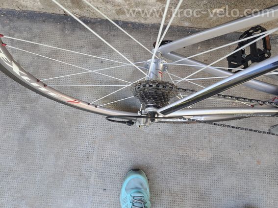 Vend vélo course femme TREK carbon OCLV BONTRAGEE - 9