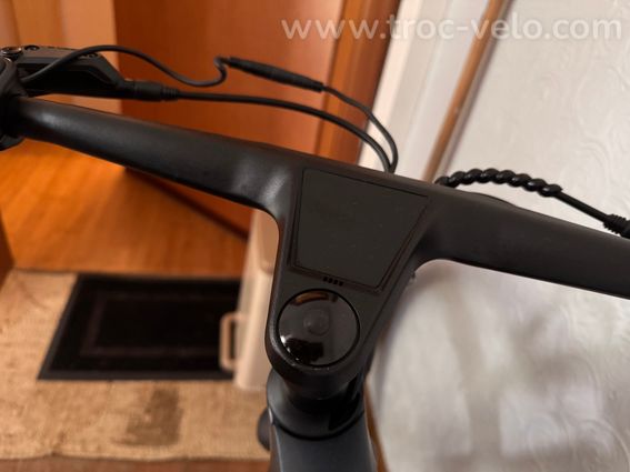 Vélo VTC carbone Engwe N1 pro - 12
