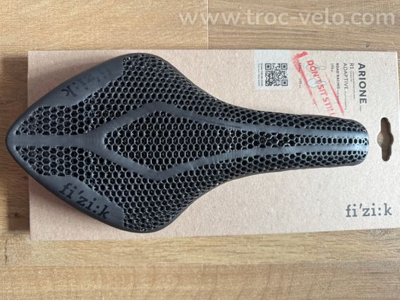 Selle Fizik Arione adaptativ R1 145