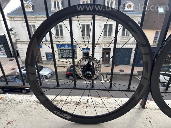 Paire Zipp 303s - 3