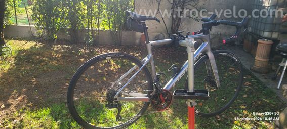 Vends vélo de route Orbea Orca m30i année 2023 taille 53(M) coloris gris - 4