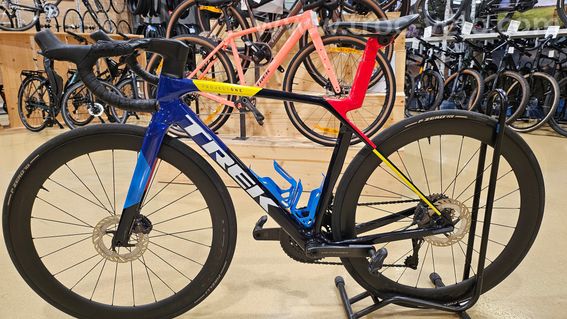 Vélo route Trek Madone SLR 7 8e gén. Ultegra Di2 - 9
