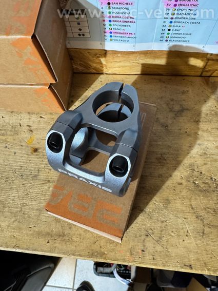 Praxis Turn Stem - 2