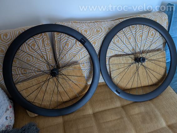 Roues carbone neuves Dt Swiss/BMC CRD-501