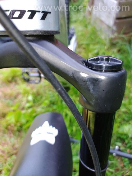 vtt trail Scott genius 940 taille M - 13