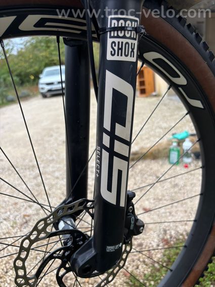 Specialized Epic Comp Carbon 2023 - Taille L - Roues Roval carbone - 6