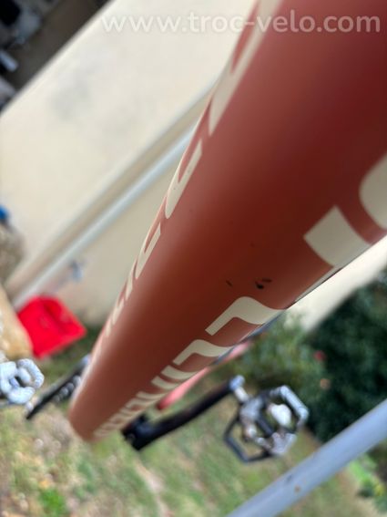 Specialized Epic Comp Carbon 2023 - Taille L - Roues Roval carbone - 7