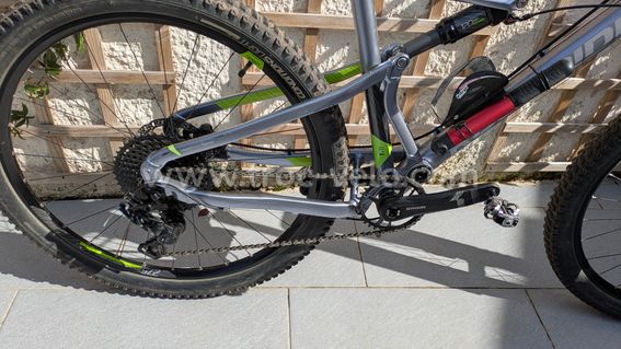 vends VTT tous suspendu ST900