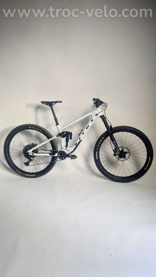 Vitus Escarpe 2024 taille M