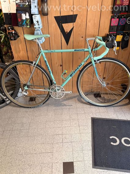 vélo route bianchi Taille S Excellent état