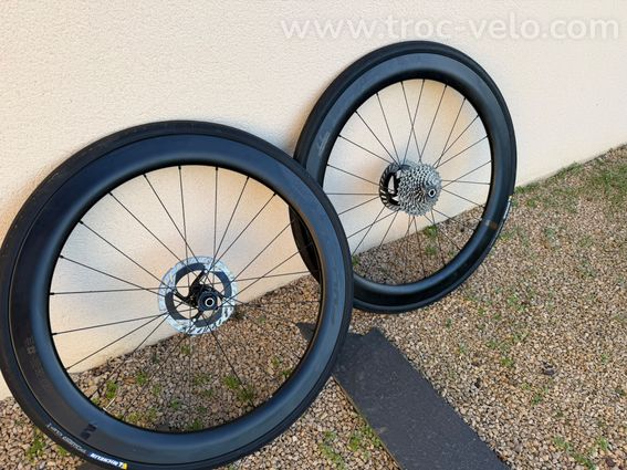 Roue fulcrum wind 57