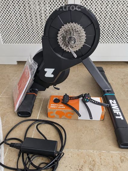 Zwift Hub Smart-Trainer avec Cog & Click - 3