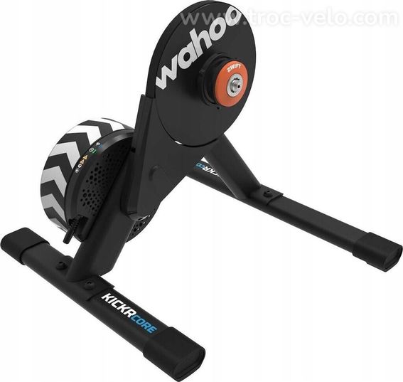 Home trainer Wahoo KICKR CORE 2 avec Zwift Cog & Click NEUF