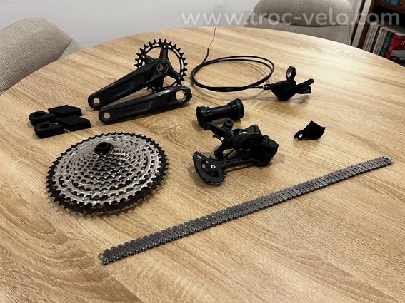 Groupe Shimano SLX M7100 12V complet + pédalier MT512 + Micro Spline