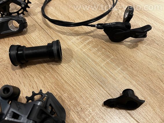 Groupe Shimano SLX M7100 12V complet + pédalier MT512 + Micro Spline - 9