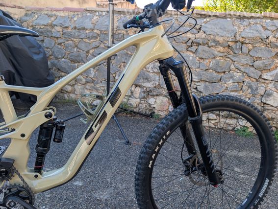 GT Force Elite Carbon - 3