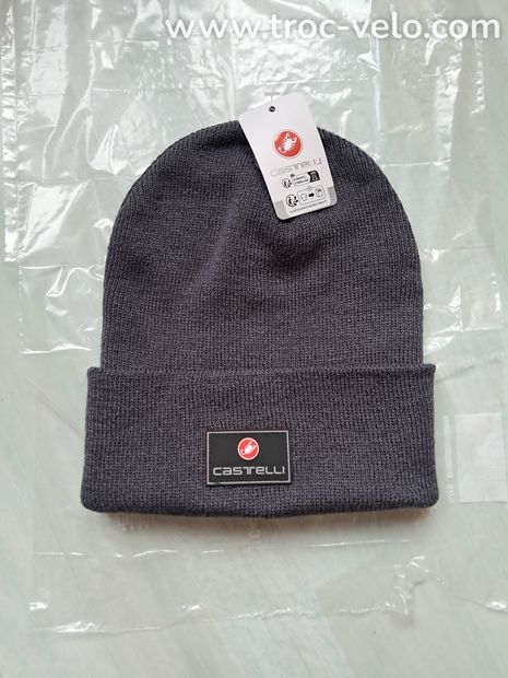 bonnet castelli  - 1