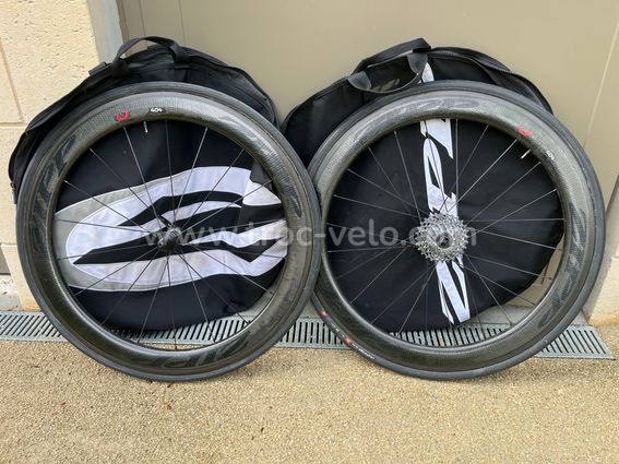 Roues zipp 404 boyaux