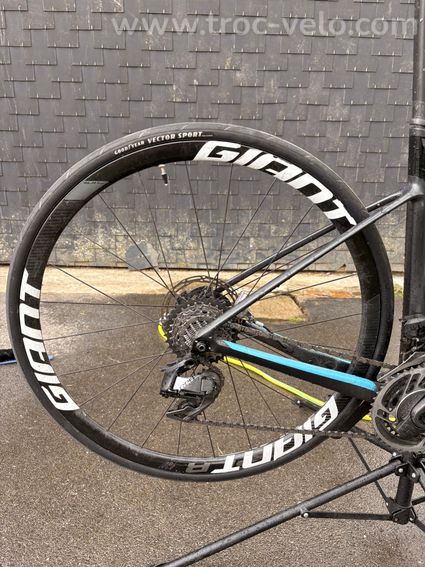 GIANT DEFY  - 2