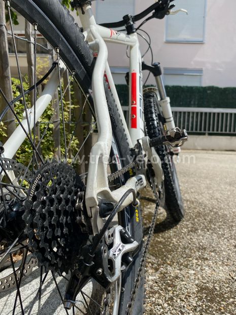 Velo lapierre tecnic 700 best sale