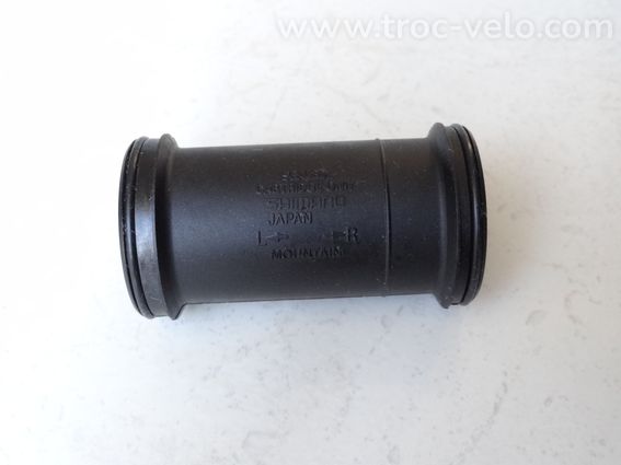 Manchon plastique boîtier de pédalier SHIMANO Hollowtech II  - 2