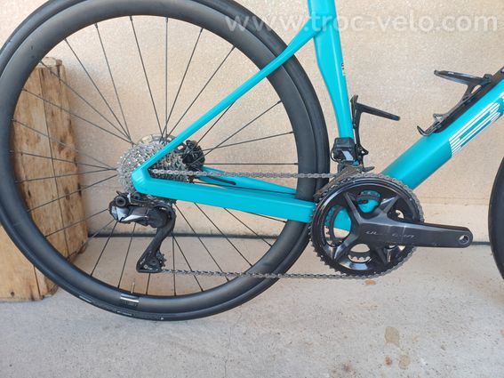BMC Roadmachine 01 TWO 2025 - Di2 Ultegra - Roues carbone CRD321 - Comme neuf - 2
