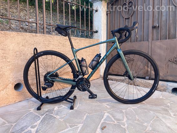Vélo gravel Giant Revolt 1 M 2026 15km - 2