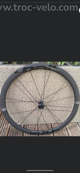 Paire de roues Look carbone 38d
