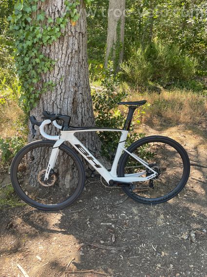 Vélo de route course carbone aéro BH aerolight 6.0 premium - 4