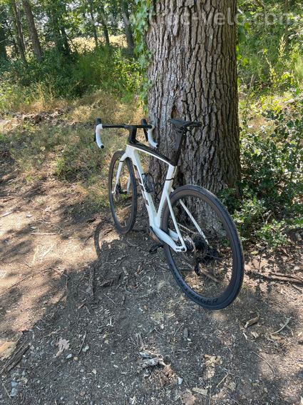 Vélo de route course carbone aéro BH aerolight 6.0 premium - 6