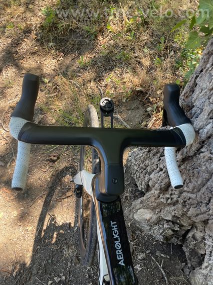 Vélo de route course carbone aéro BH aerolight 6.0 premium - 8