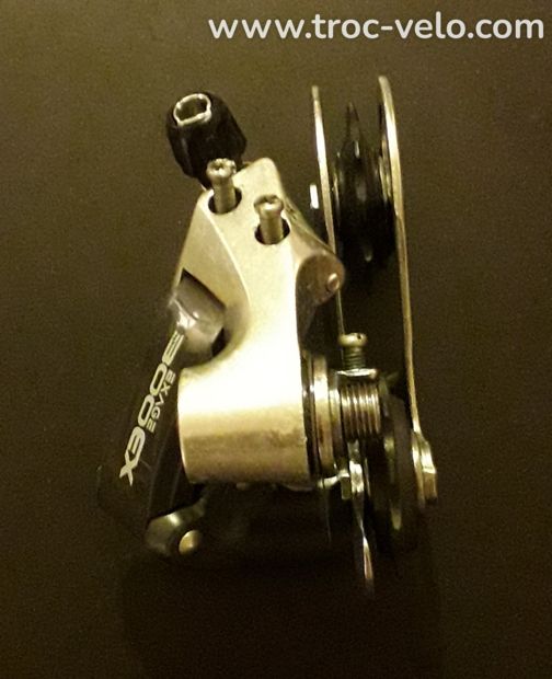 Dérailleur Shimano a 300 - 7 vitesses (6/7/8V) en Tbé - 6