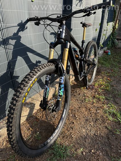 VTT Nukeproof Mega Carbon 29 - 2