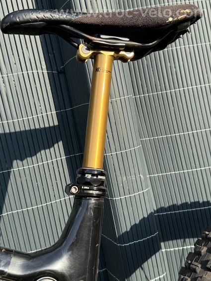 VTT Nukeproof Mega Carbon 29 - 4