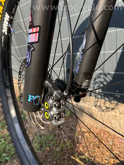 VTT Nukeproof Mega Carbon 29 - 6