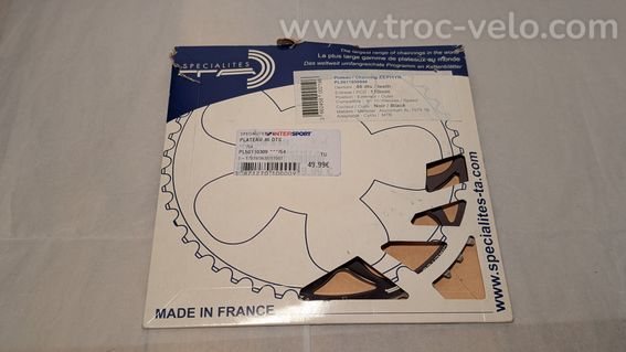Plateau SPECIALITES T.A Zephyr - 46 dents – 5 trous - diam 110mm - 2