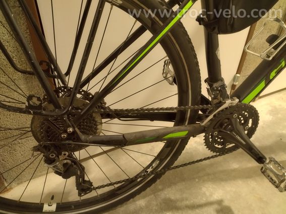 Vélo Giant Thoughroad taille M année 20188 - 2