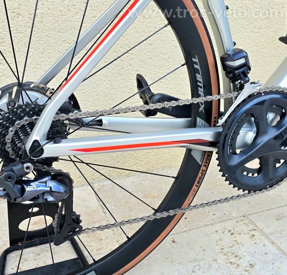 BMC Roadmachine 01 Carbone – Taille 54 – Ultegra Di2 – 2 paires de roues - 3