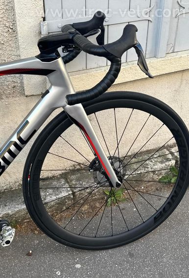 BMC Roadmachine 01 Carbone – Taille 54 – Ultegra Di2 – 2 paires de roues - 4