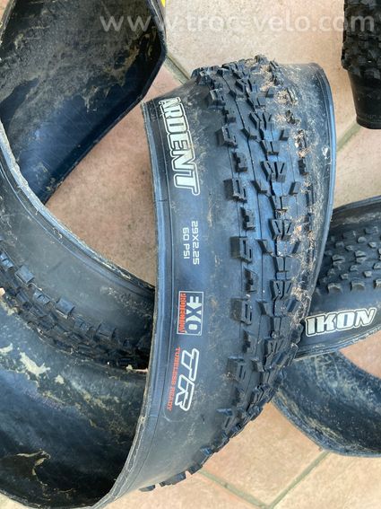 Lot pneus tubeless VTT 29 - 4