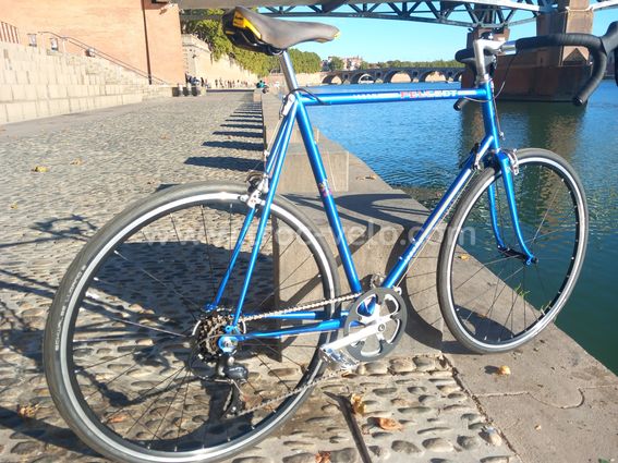 PEUGEOT Course Vintage Taille 60 remis à NEUF façon RESTOMOD